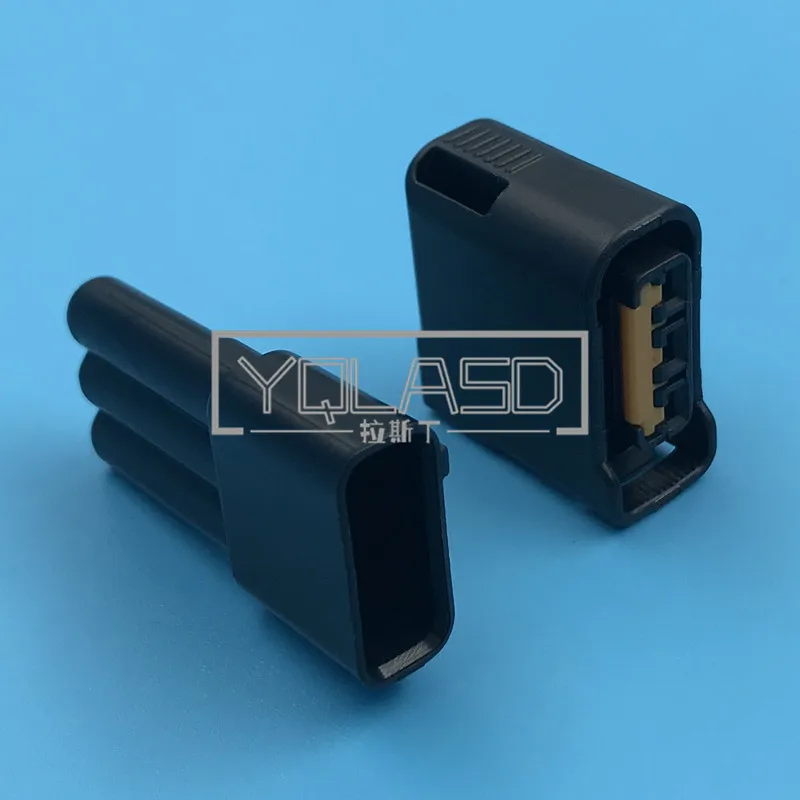 1 Set 3 Vie Nero Auto Connetto - Coiled Usb Cable recensione e prezzo